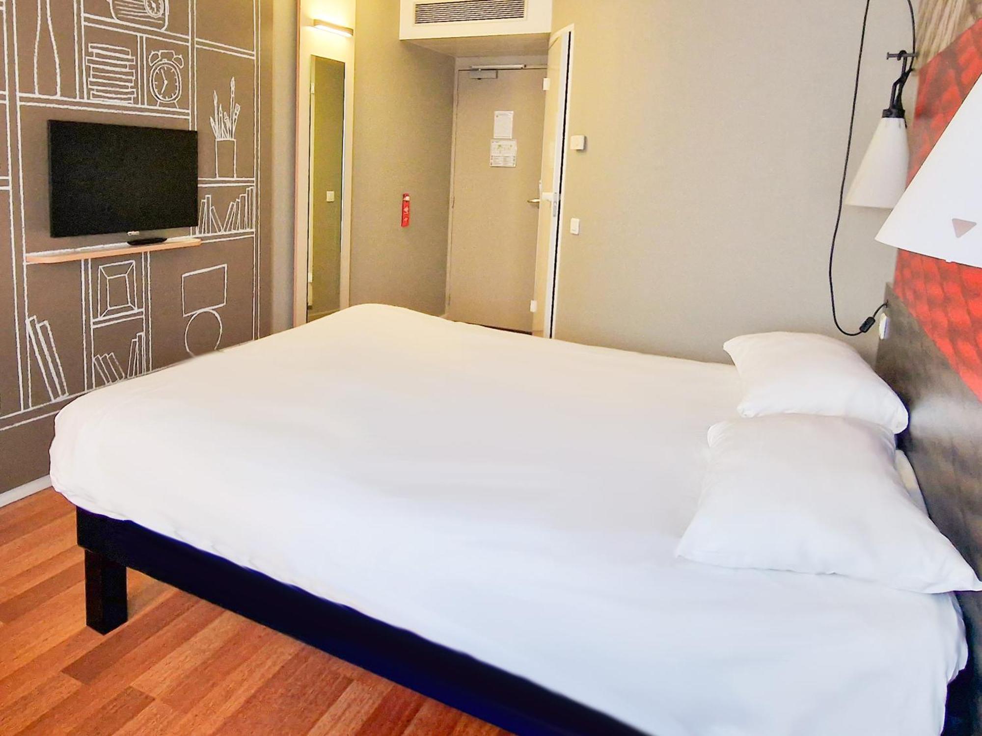 Hotel Ibis Dijon Centre Clemenceau Екстериор снимка