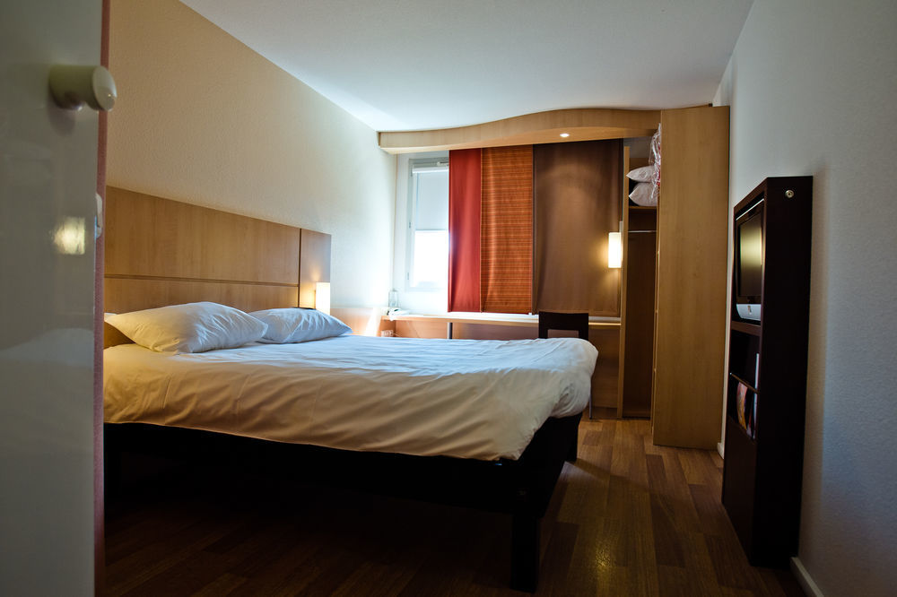 Hotel Ibis Dijon Centre Clemenceau Екстериор снимка